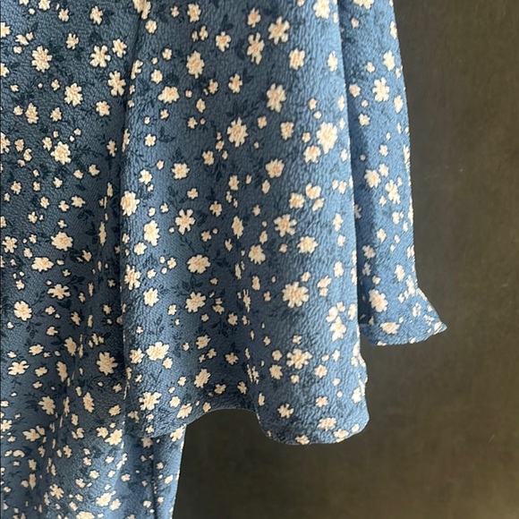 Monteau Blue Floral Mini Dress - Picture 4 of 5